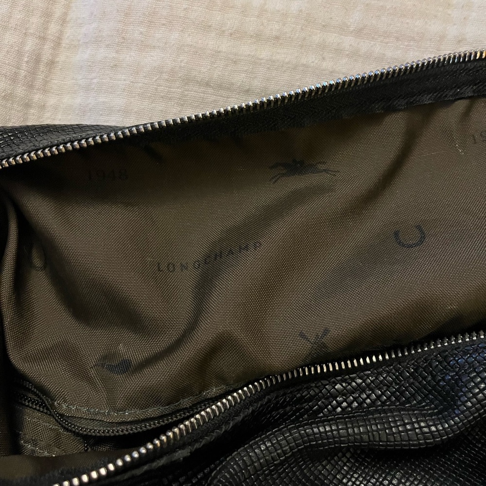 Longchamp black tote bag. Lightly used. In great condition. Can be used as purse - Picture 2 of 4